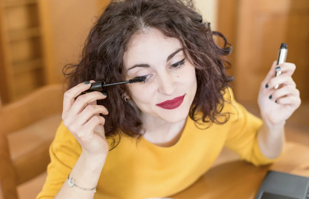 How Do Natural Lash Extensions Compare To Mascara For Everyday Wear