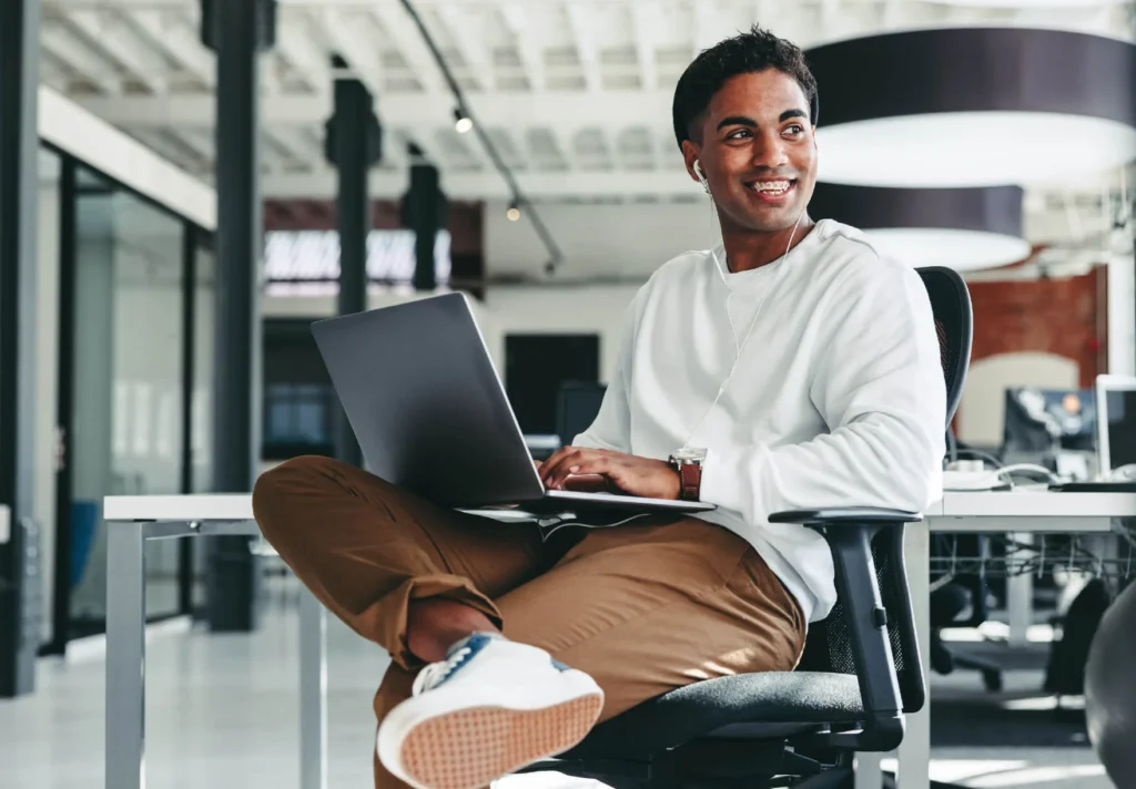 How Business Professionals Are Redefining Remote Work in Thailand